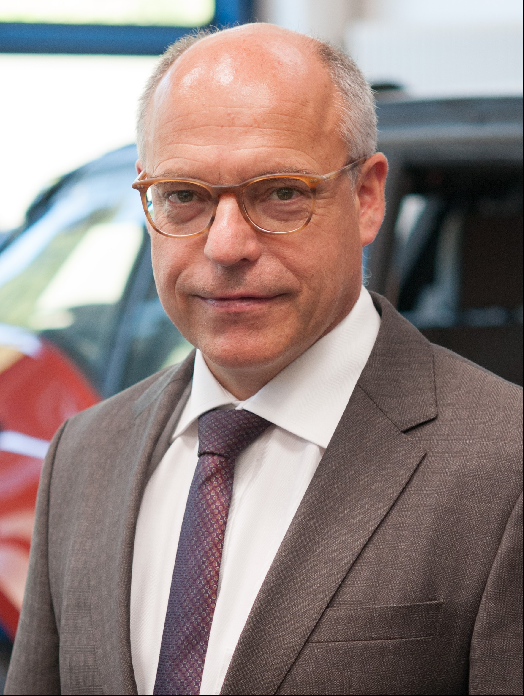 Dr. Christoph Lauterwasser, Geschäftsführer AZT Automotive GmbH